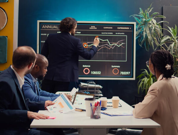 How the Right Staffing Strategy Can Improve Productivity and Reduce Costs