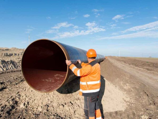 Pipeline Construction Companies in Abu Dhabi: The Complete Guide for 2026